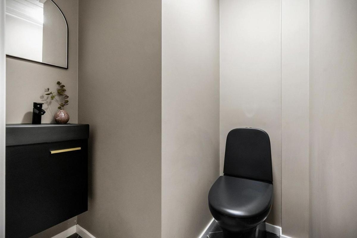 Homerentals L 120Sqm Mid-Central - King Beds - 500Mbps Wi-Fi برغن المظهر الخارجي الصورة