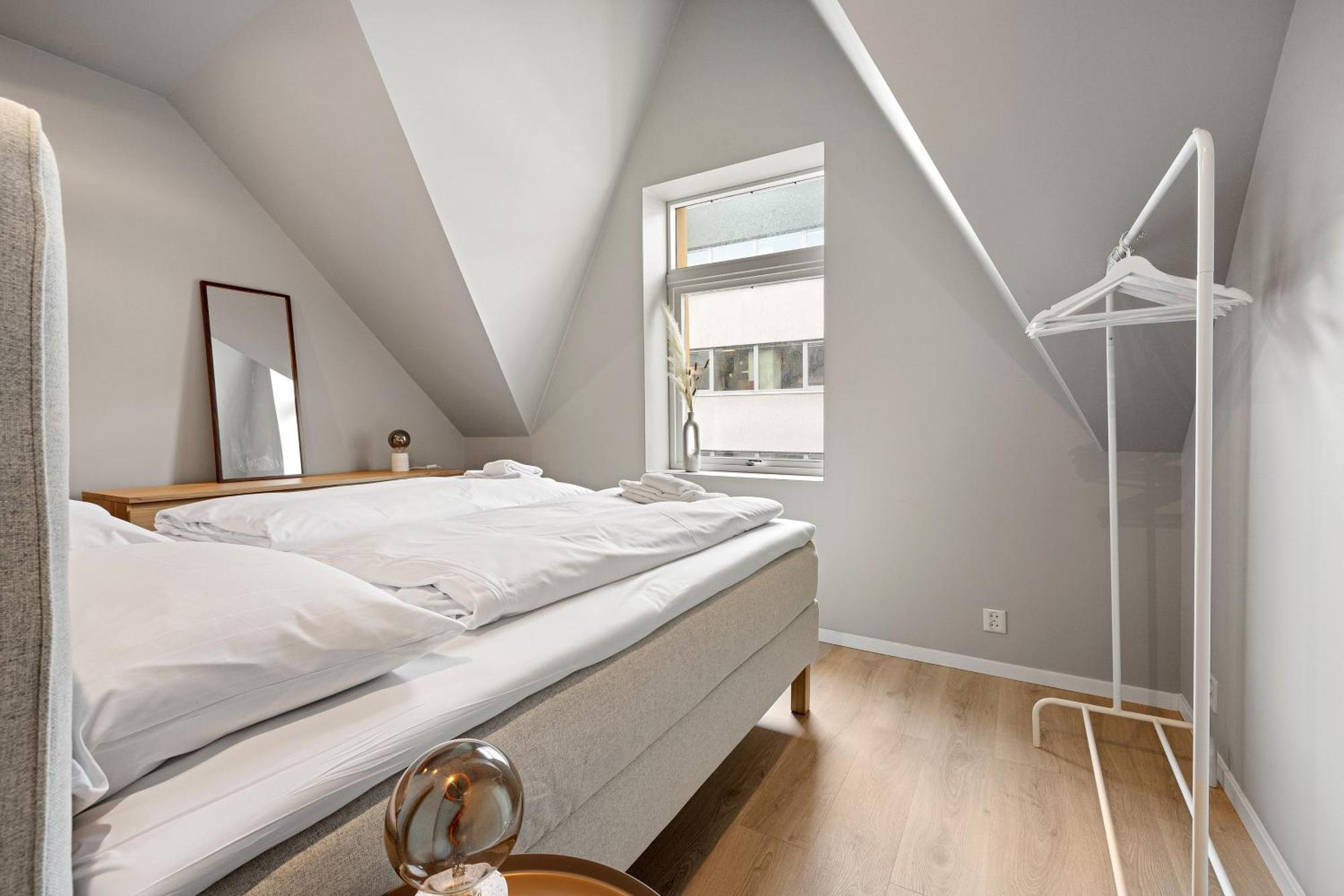 Homerentals L 120Sqm Mid-Central - King Beds - 500Mbps Wi-Fi برغن المظهر الخارجي الصورة